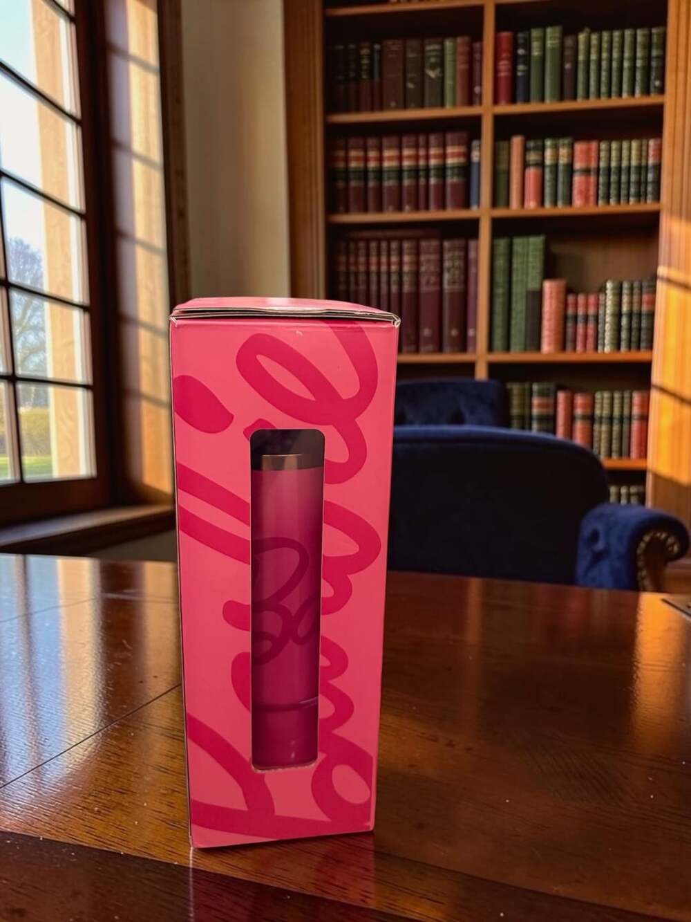 Stanley X Barbie Icon Quencher H2.0 Tumbler 30 Oz Pink - Picture 2 of 6